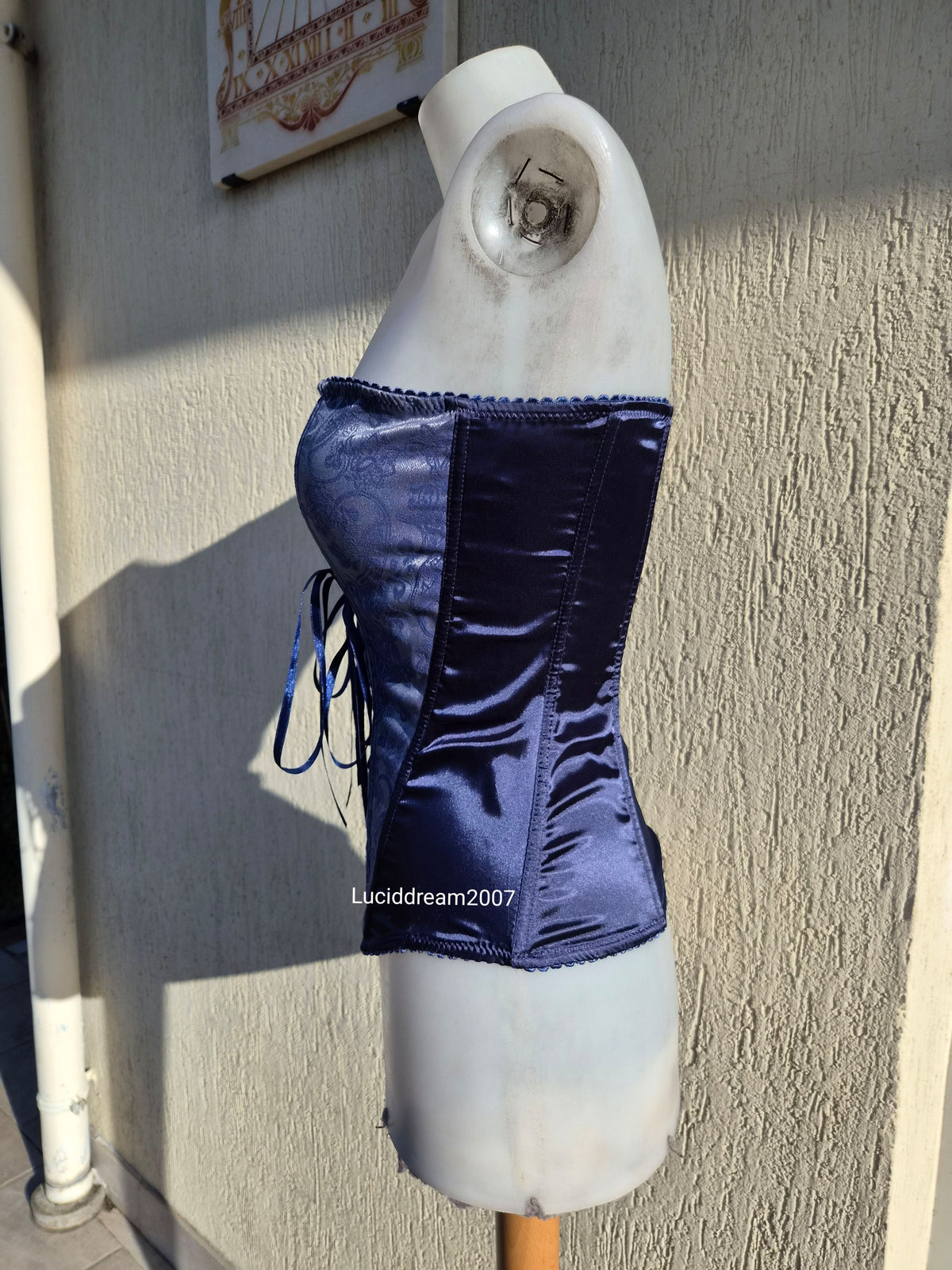 Bustier esprit corset bleu