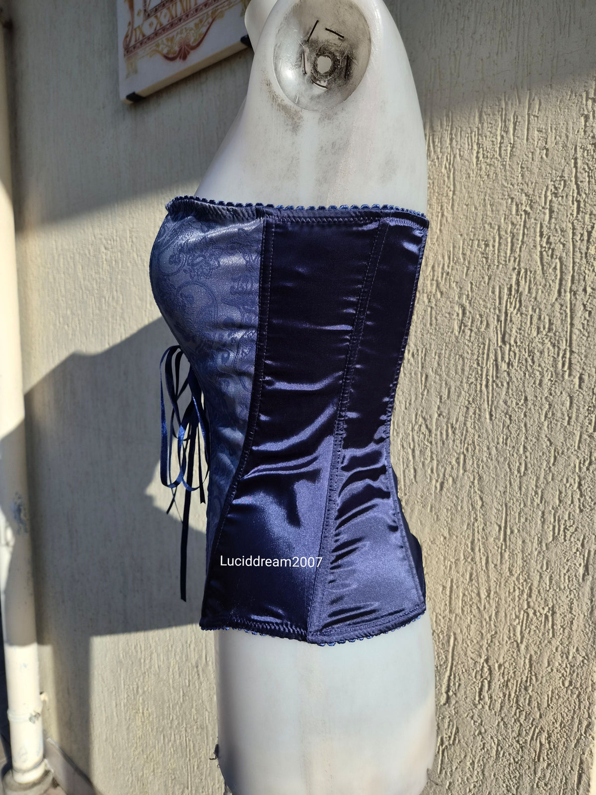 Bustier esprit corset bleu
