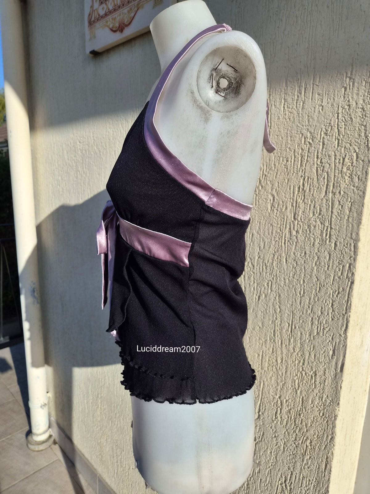 Haut dos nu en voile noir