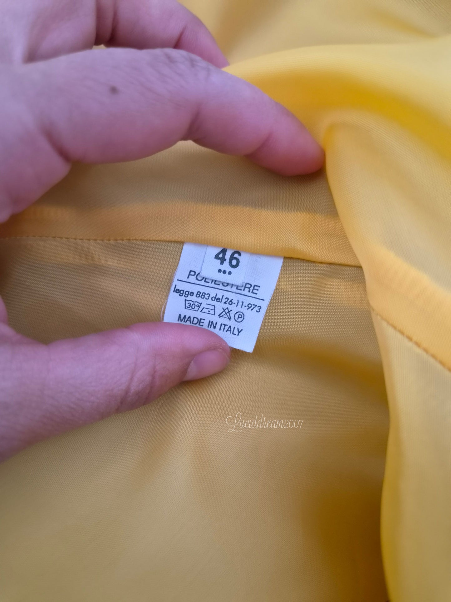 Ensemble en voile jaune avec foulard