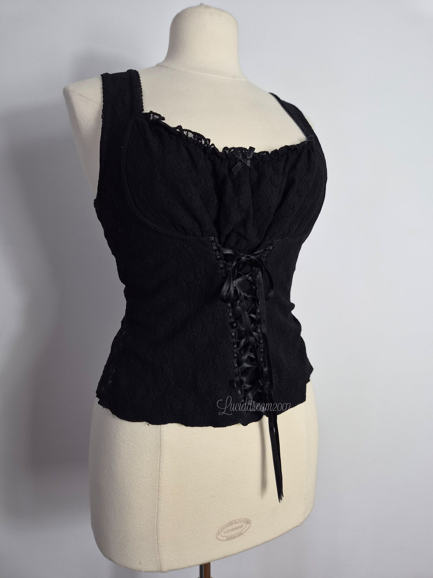 Haut esprit corset 3 Suisses