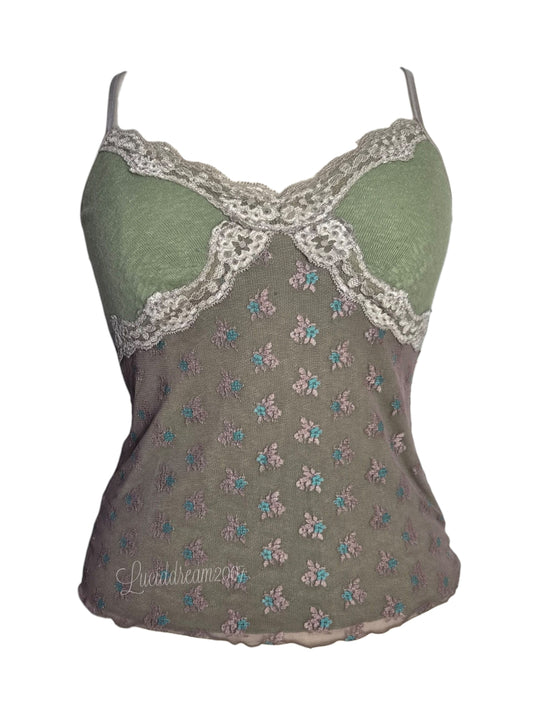 Haut vert et marron détails dentelle