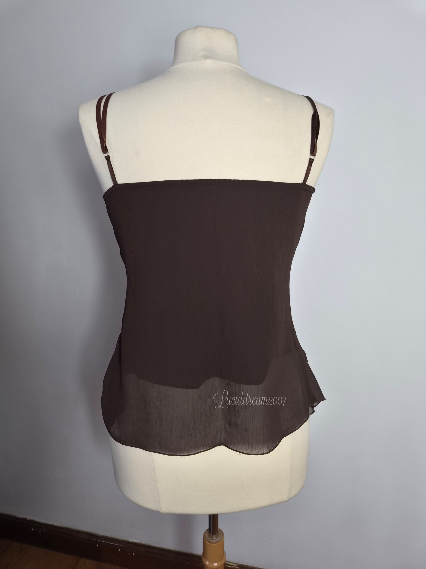 Haut en voile asymétrique marron