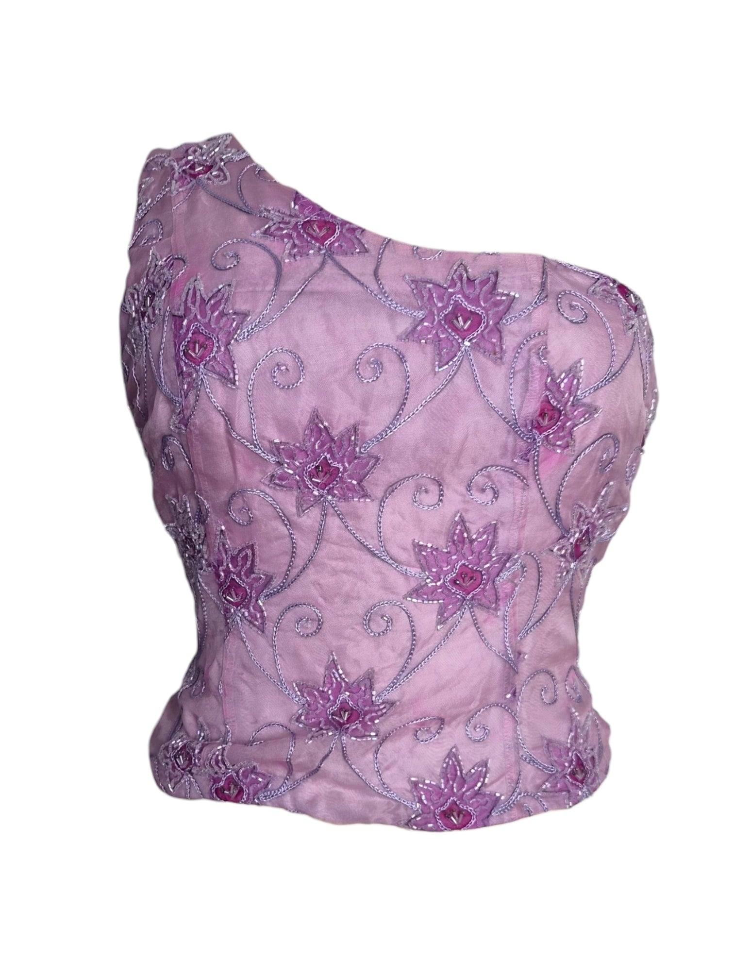 Haut asymétrique de couleur mauve entièrement recouvert de broderies florales en fil et perles. Pièce vintae fairycore sortie d'une reverie.
