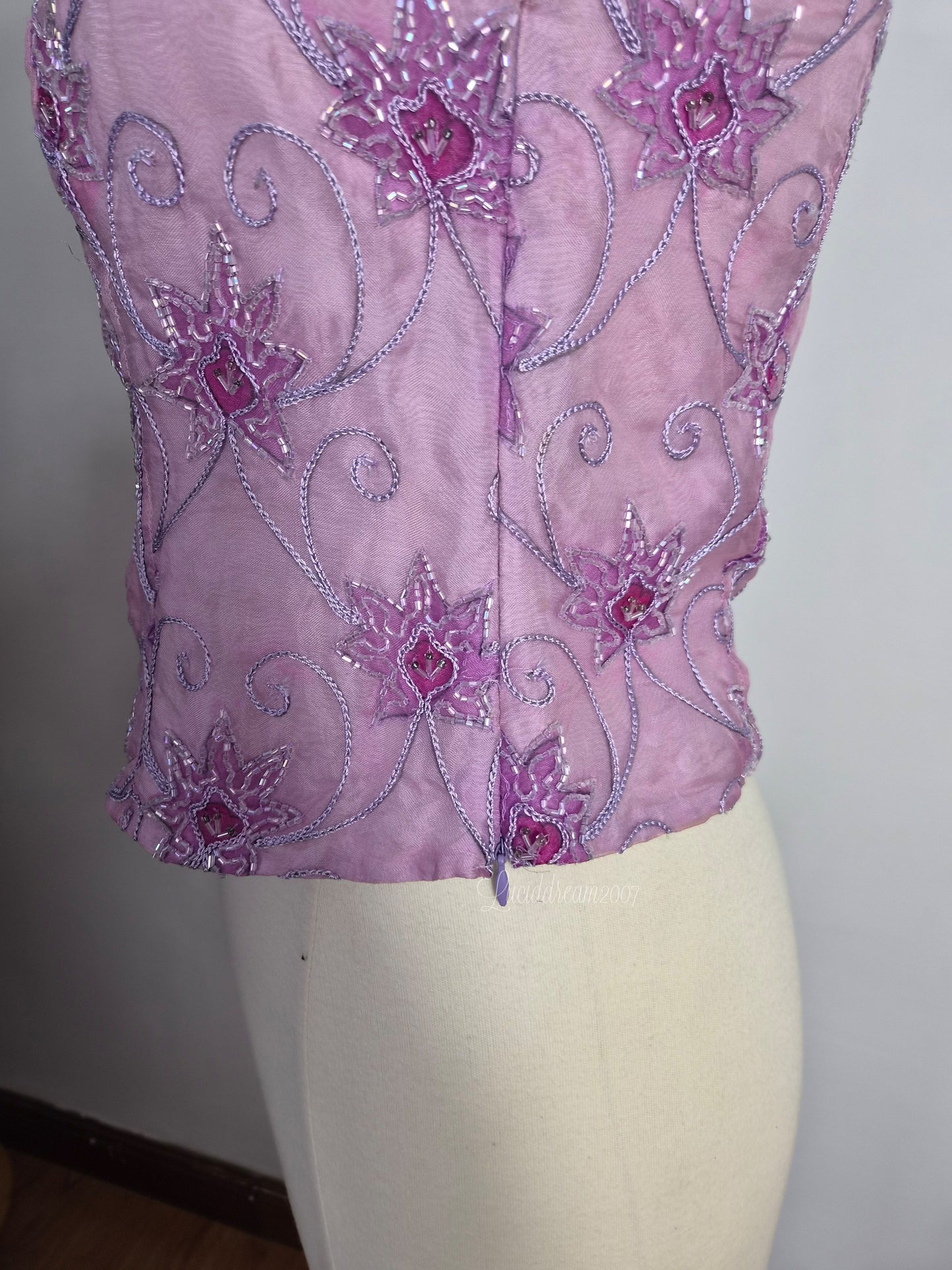Haut asymétrique brodé lila