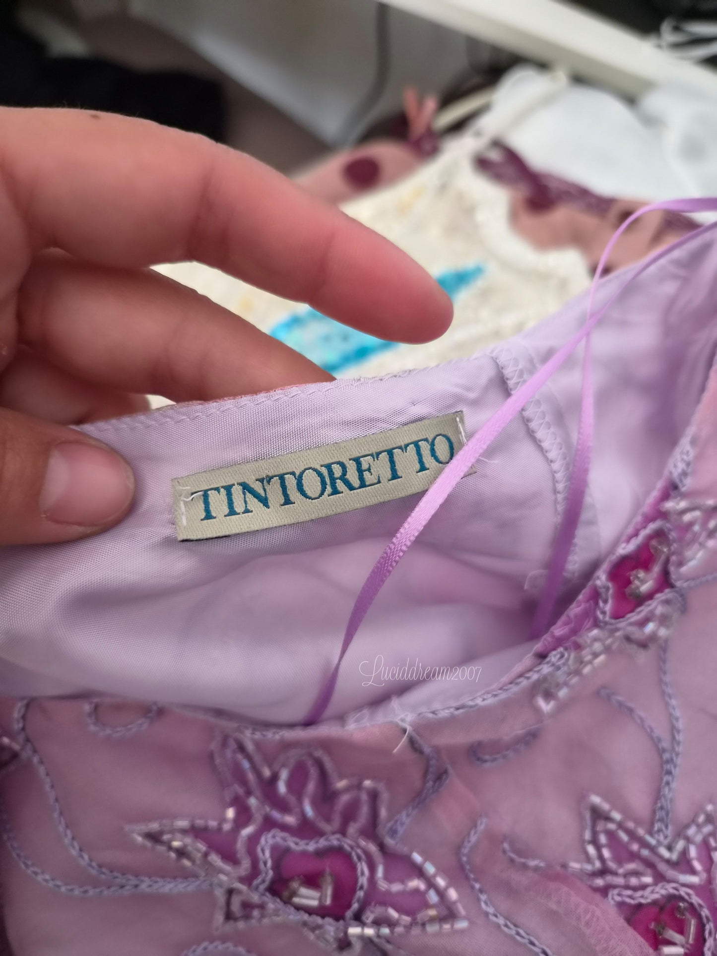 Haut asymétrique brodé lila