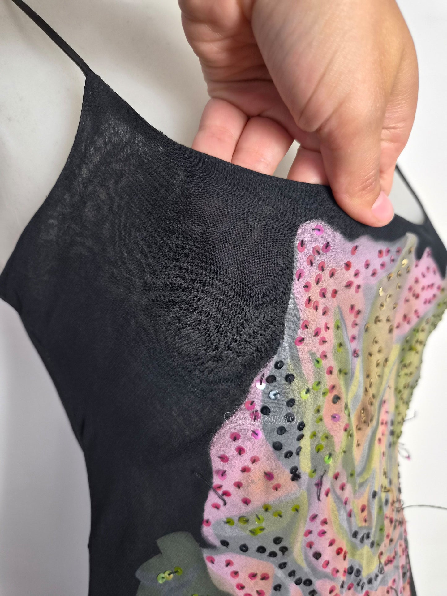 Robe dos nu noire motif fleur