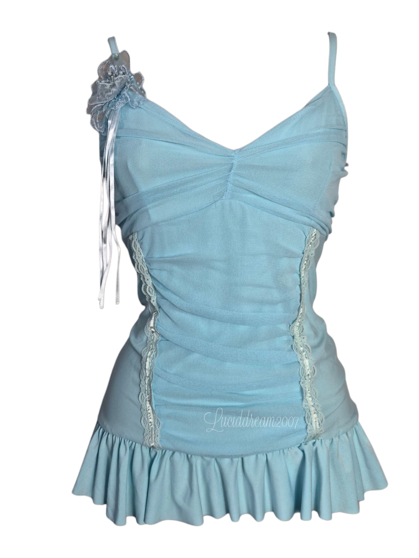 Haut en voile et dentelle bleu avec fleur en résille et satin. Magnifique haut fairycore vintage sorti d'une reverie et parfait pour l'été