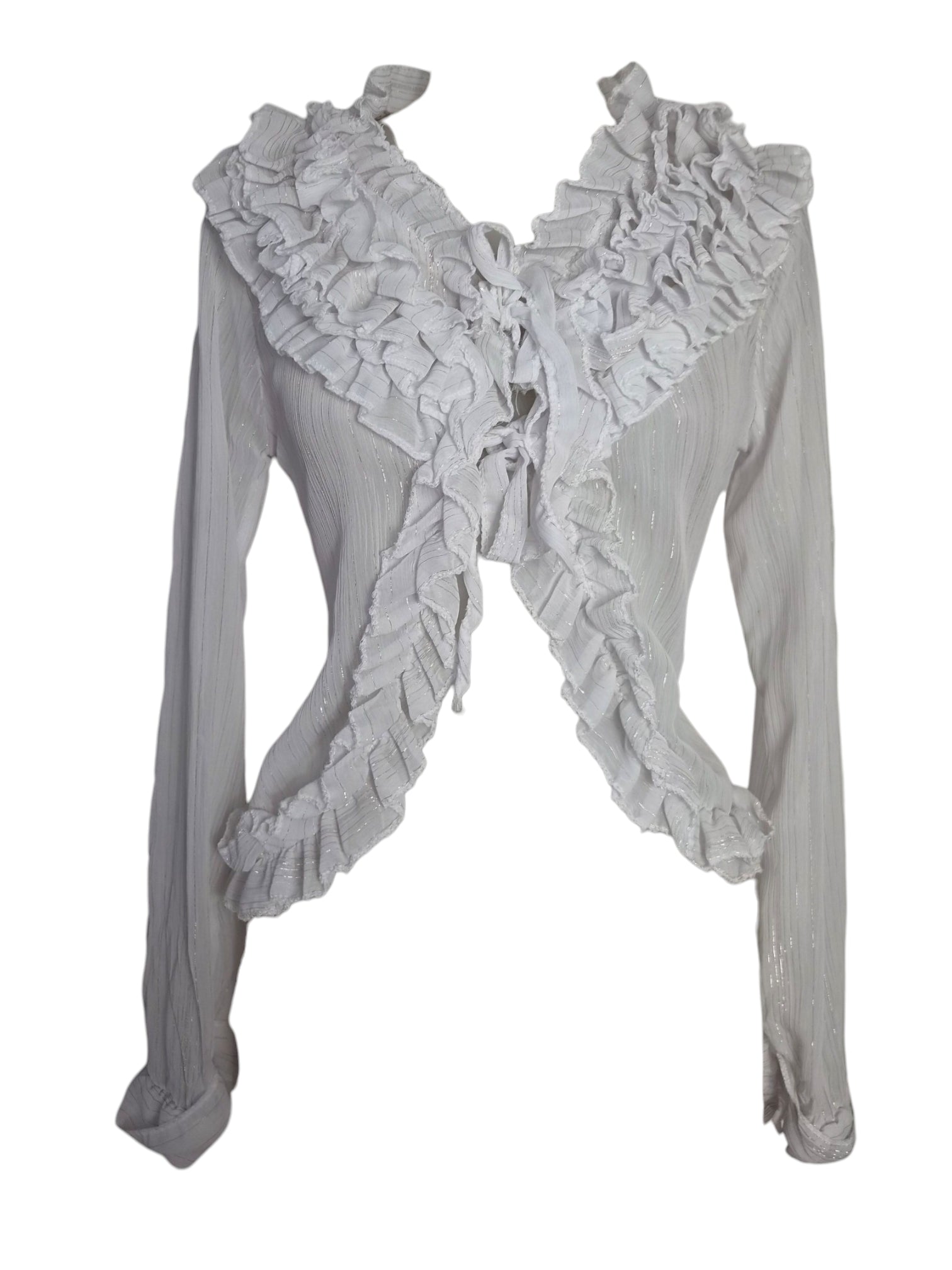 Chemisier vintage en voile à volants blanc. Avec col orné de froufrous dans le style coquette fairycore sorti d'une reverie.