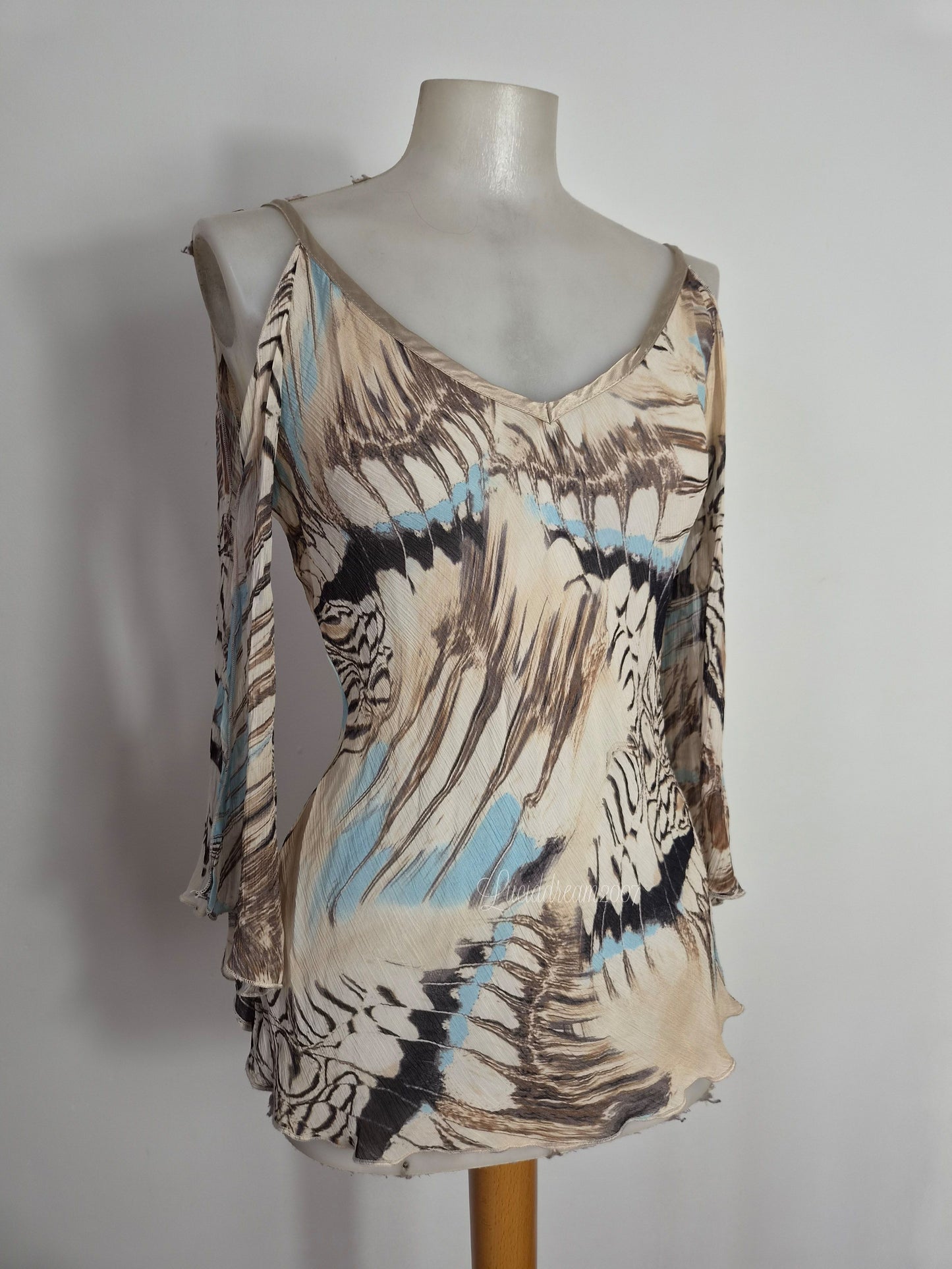 Haut en voile tons beige et bleu