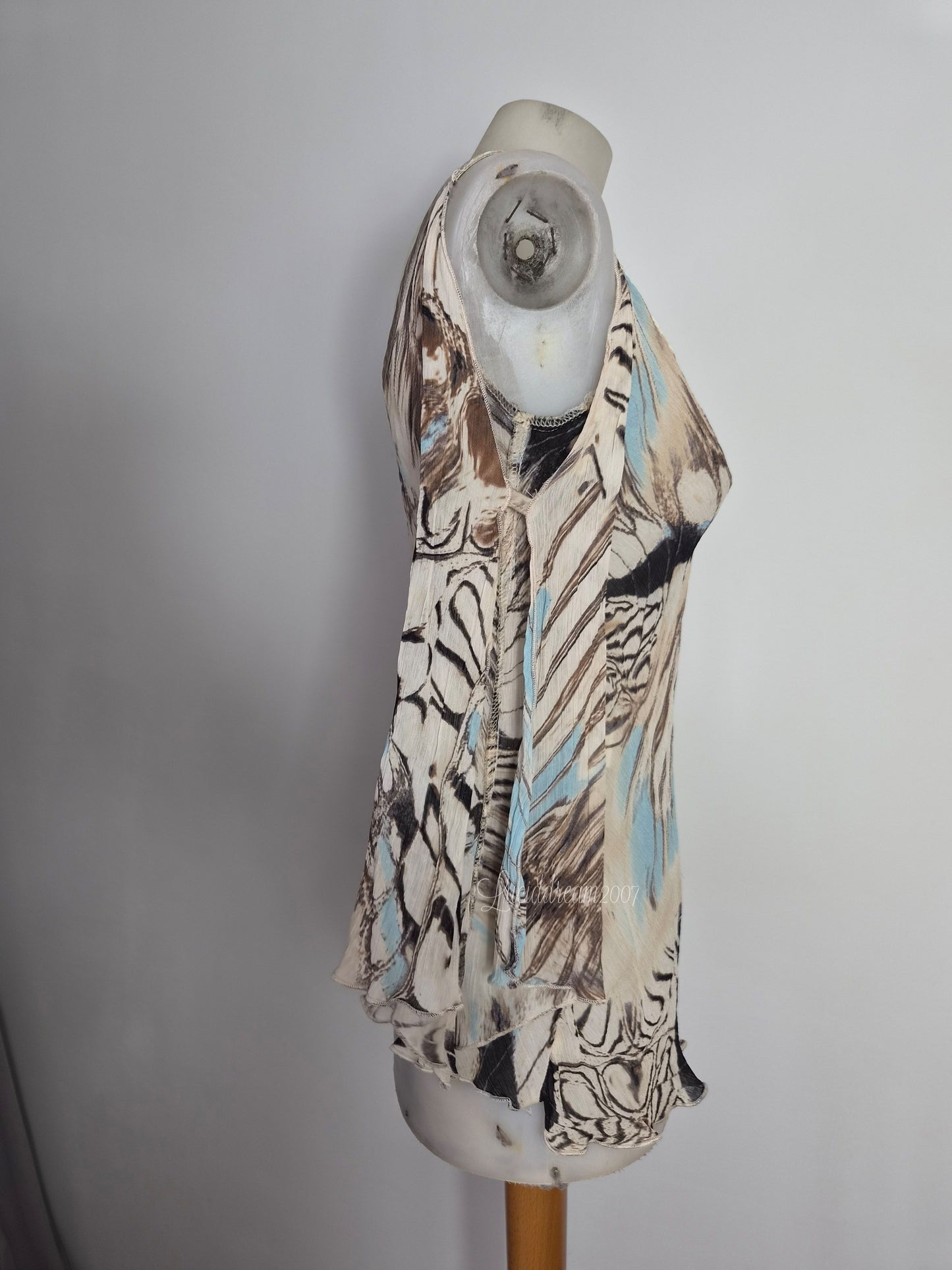Haut en voile tons beige et bleu