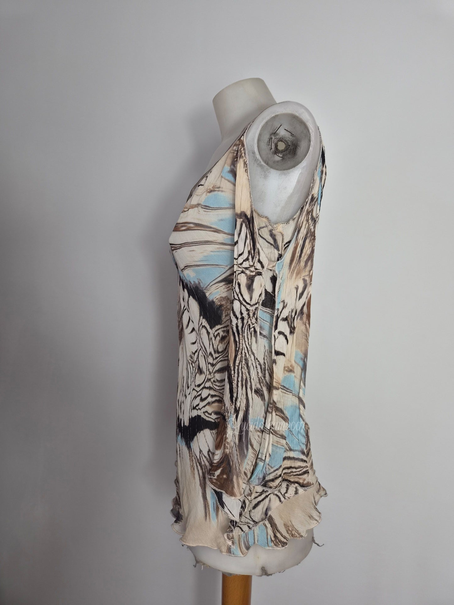 Haut en voile tons beige et bleu