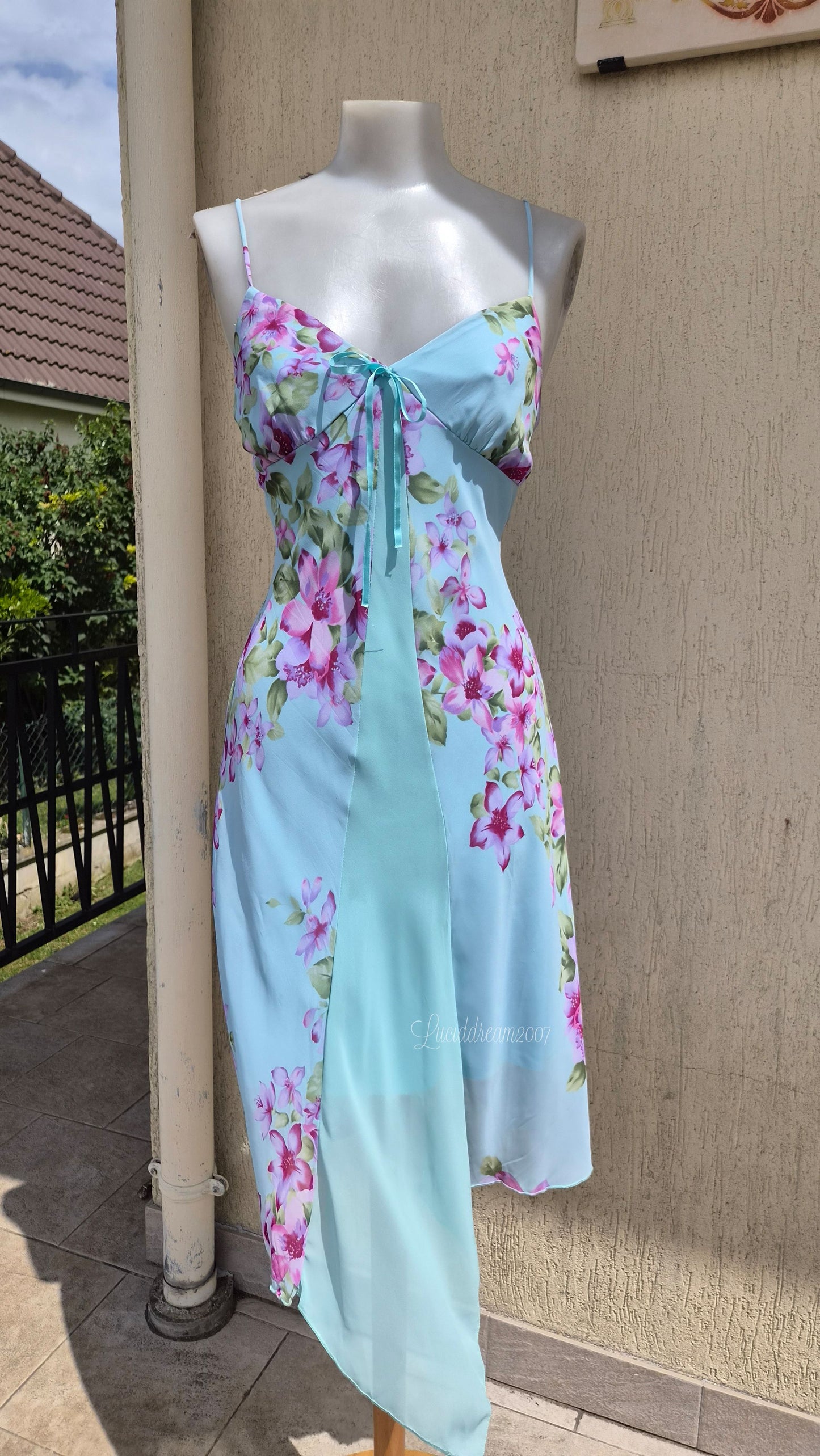 Blue floral print dress