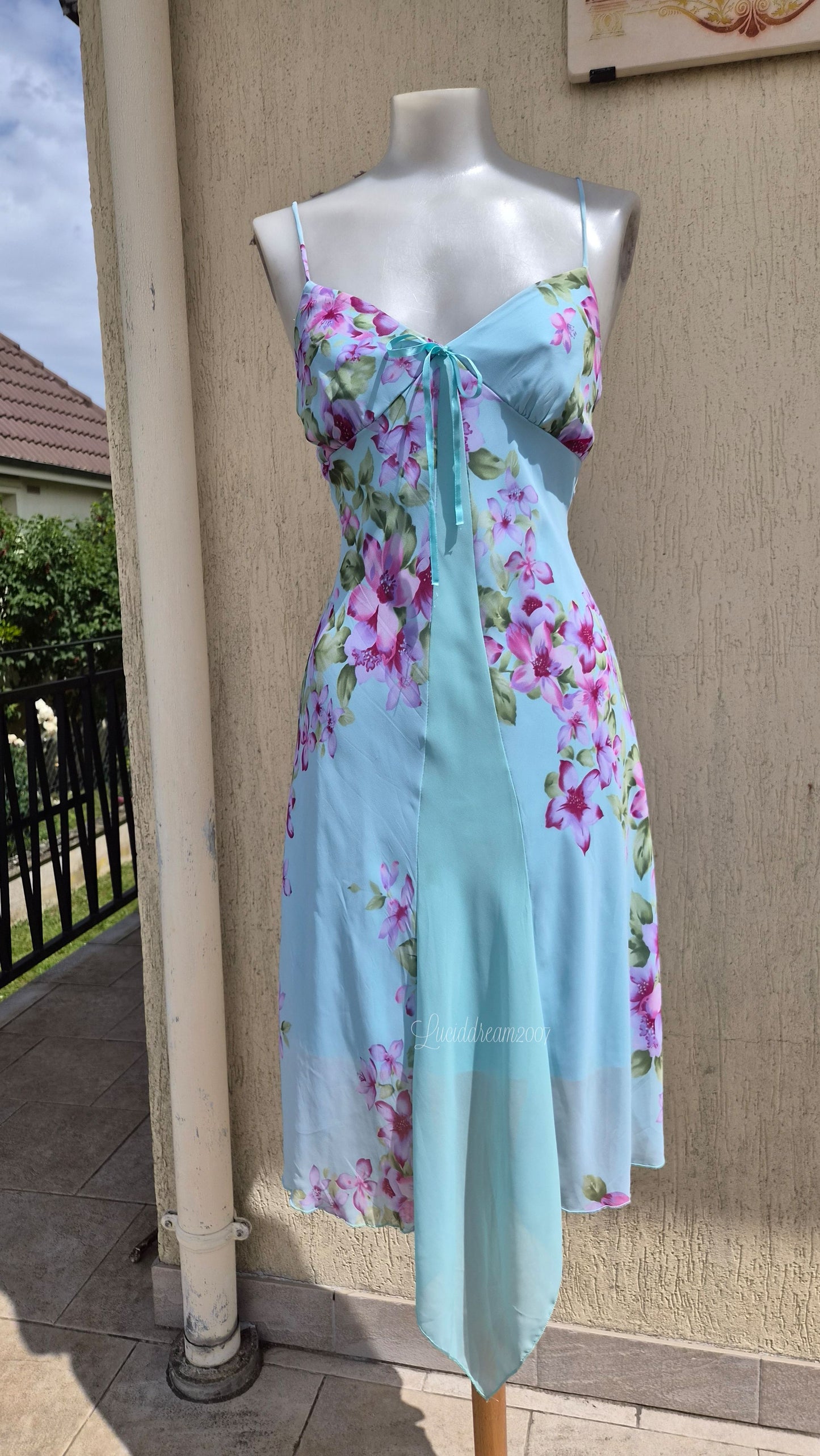 Blue floral print dress