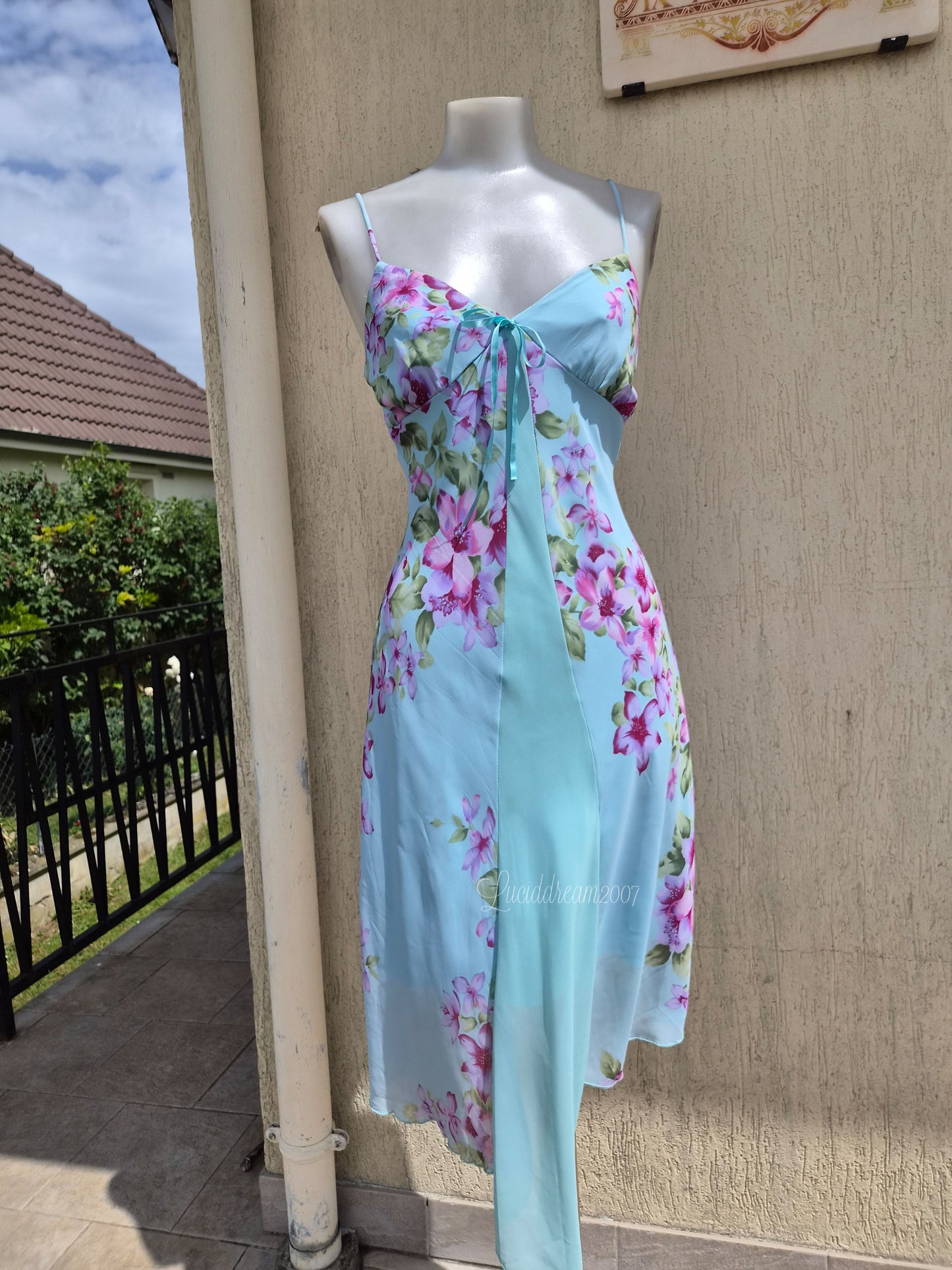 Blue floral print dress