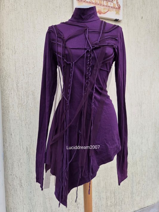 Haut violet destructuré