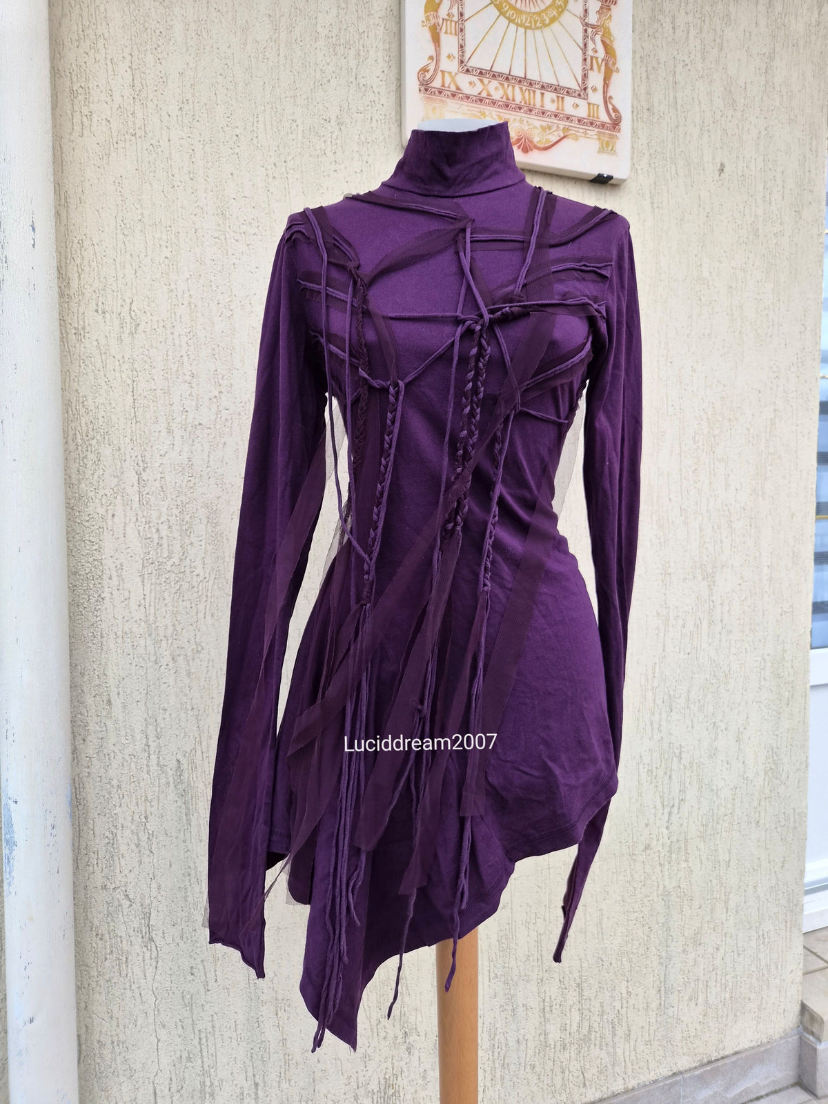 Haut violet destructuré