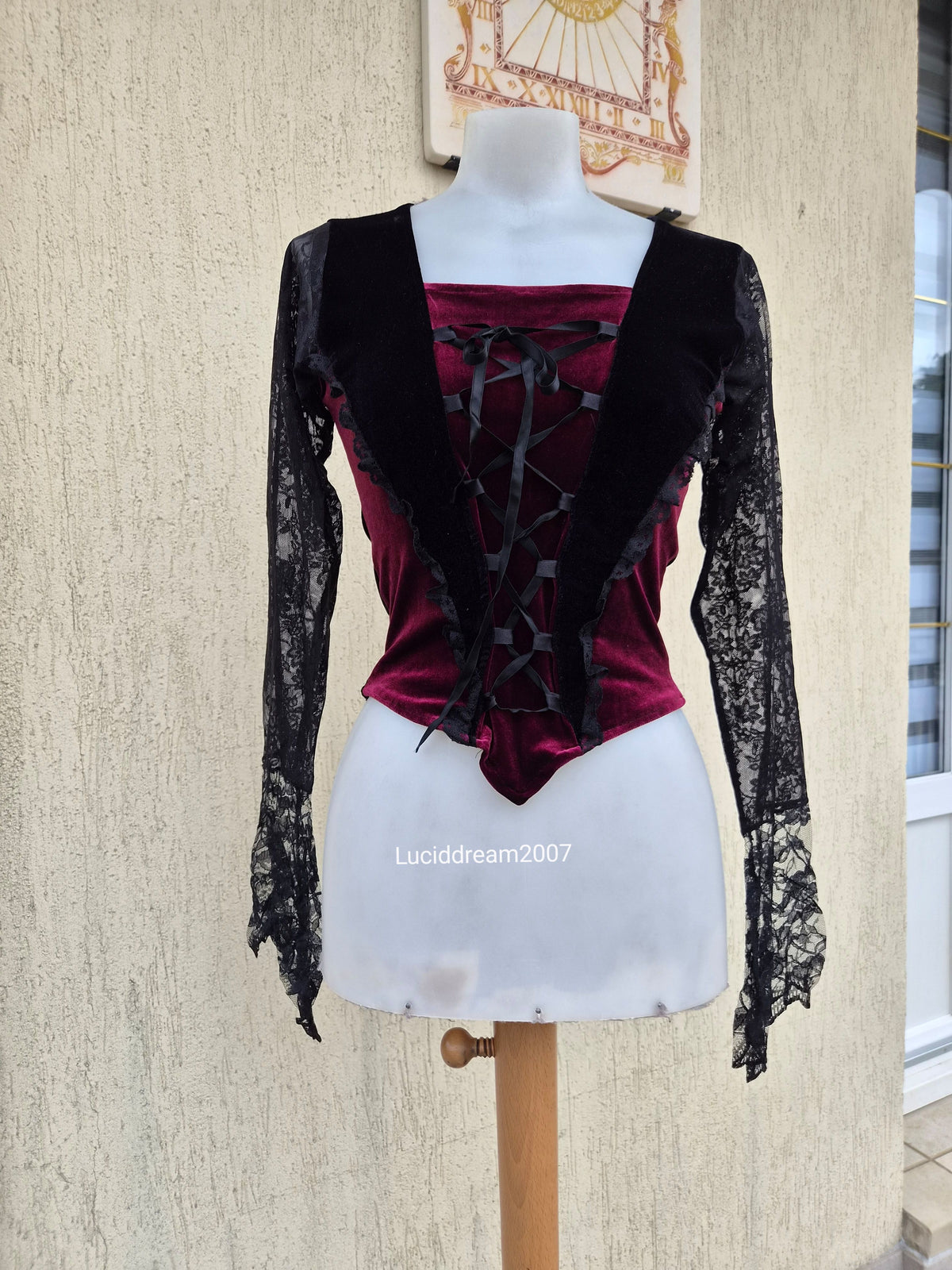 Haut corset velours et dentelle