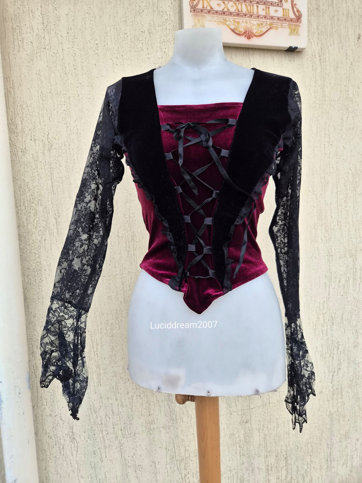Haut corset velours et dentelle