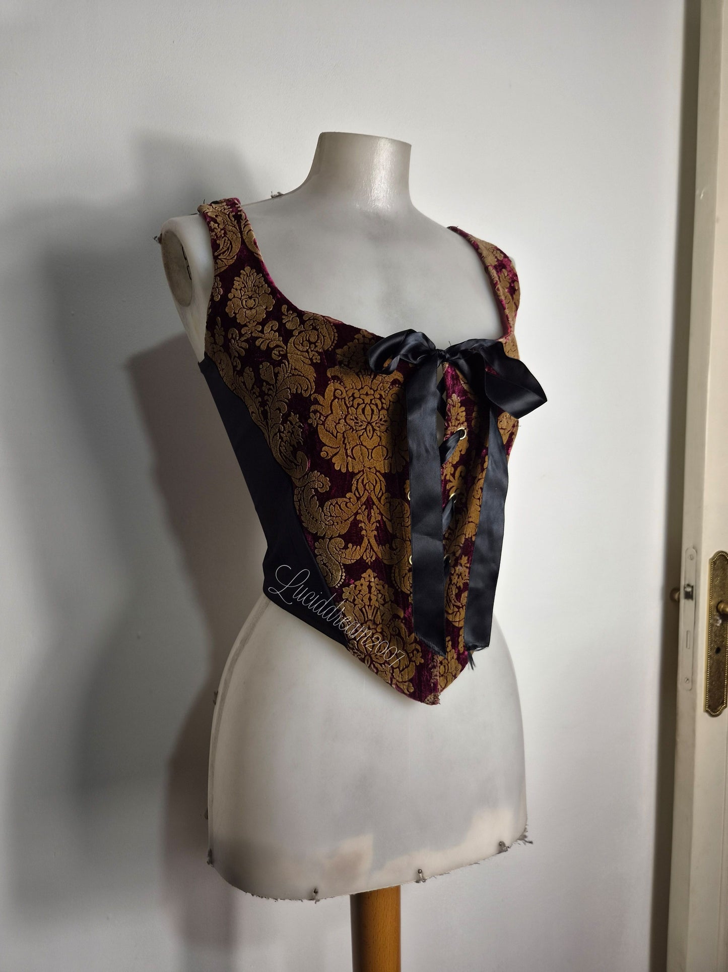 Raven corset top