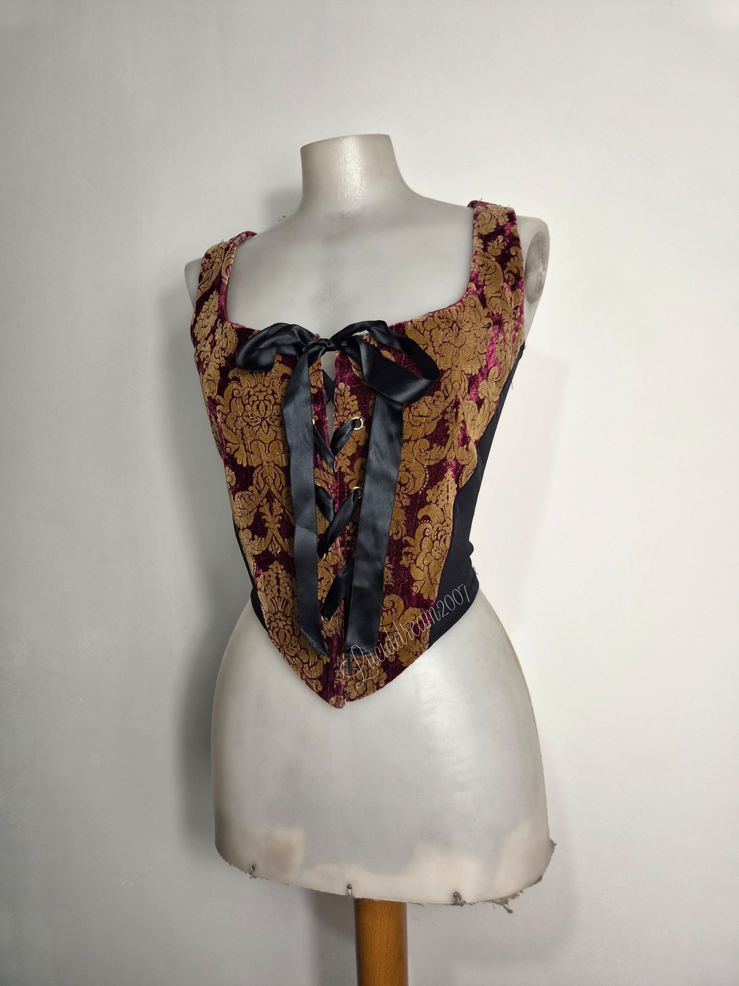 Raven corset top