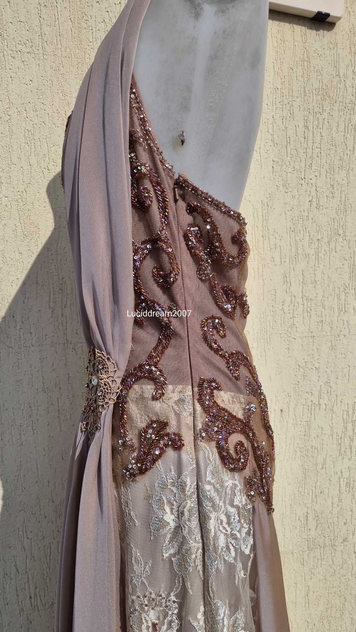 Robe de soirée brodée