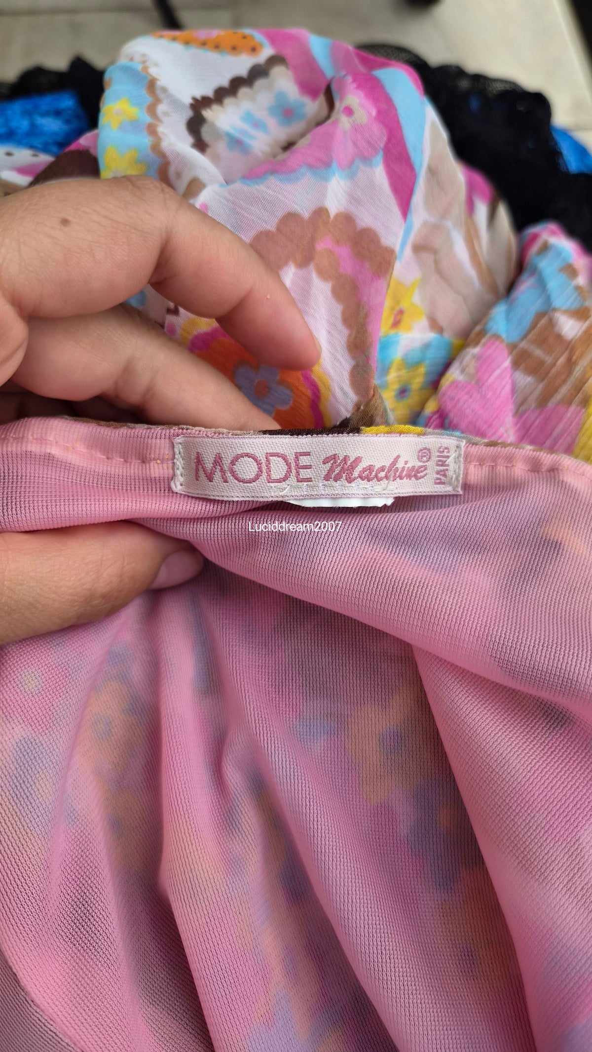 Robe florale à volants