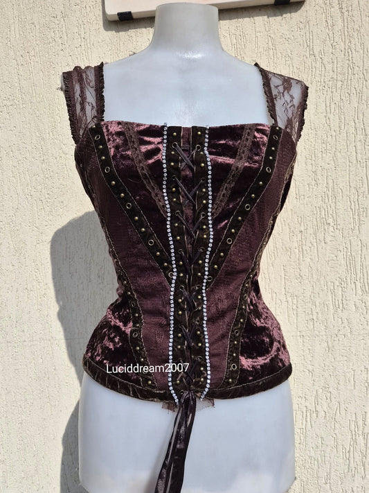 Haut en velours marron à laçage