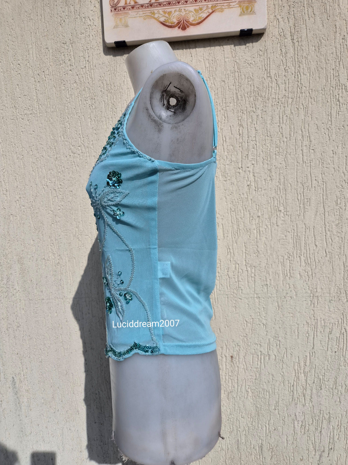 Haut en voile brodé de sequins