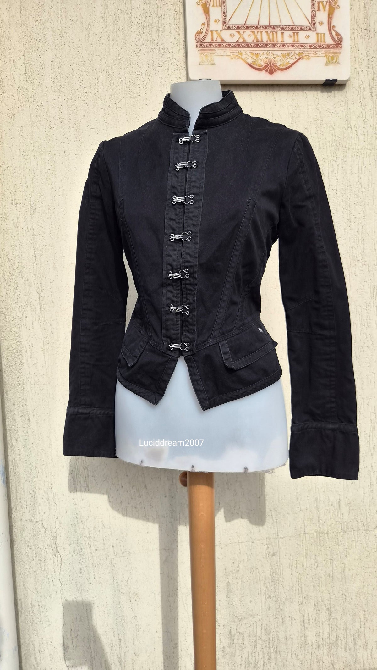 Veste noire fermeture Hook & eye