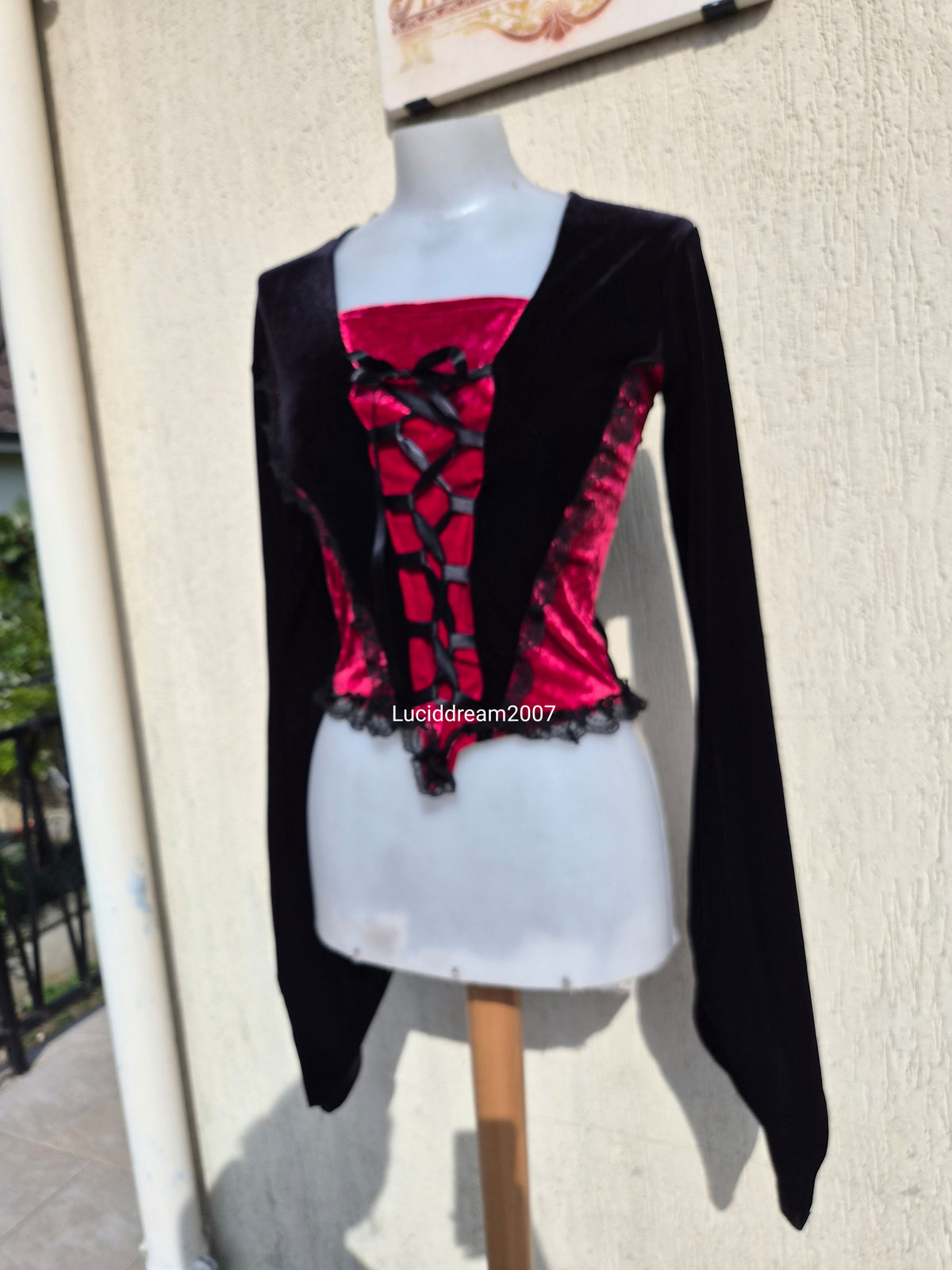 Black and red velvet top