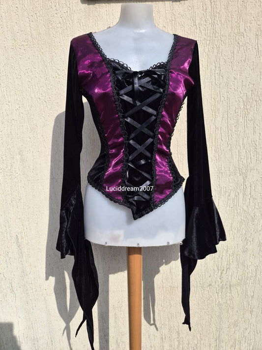 Haut en velours noir et violet Sinister
