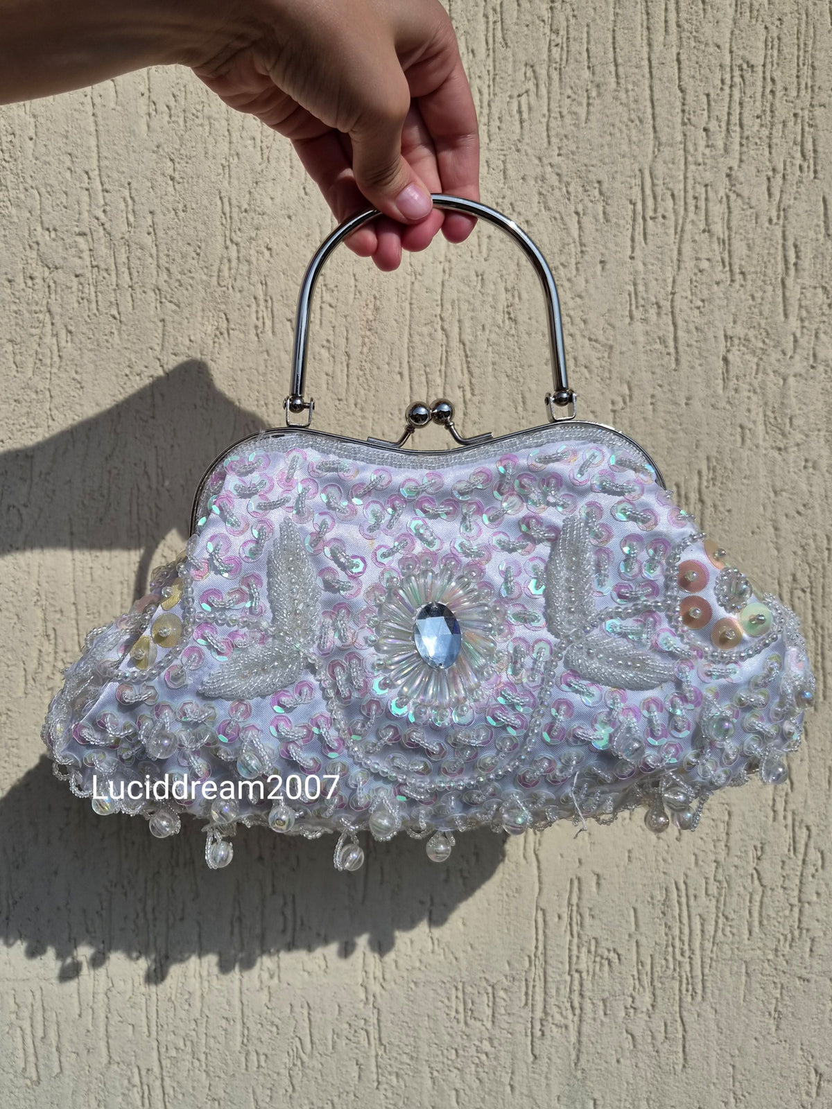 Sacoche blanche brodée
