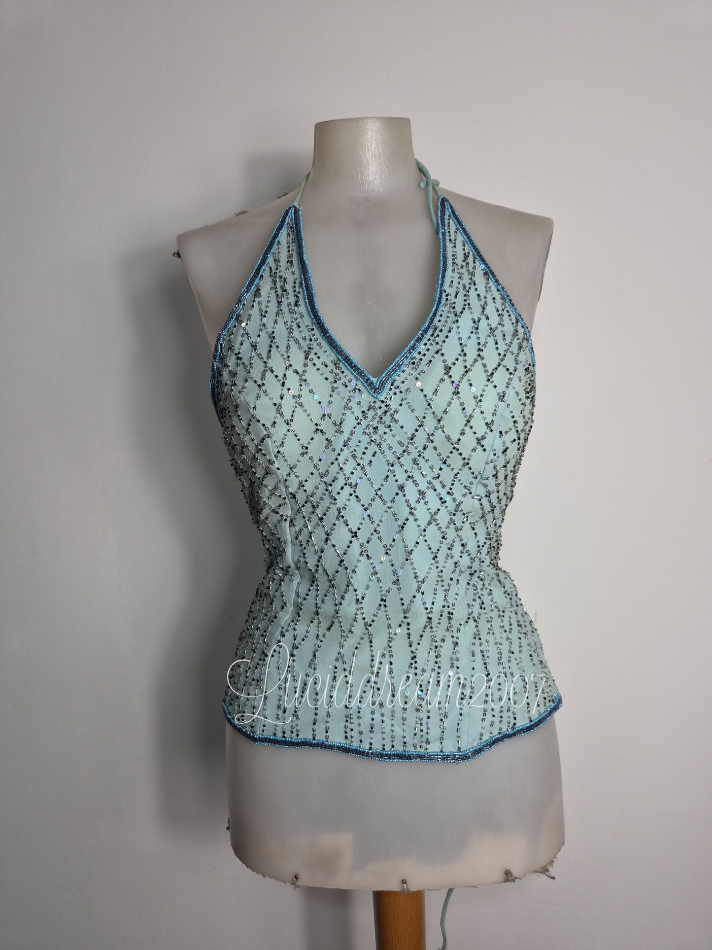 Haut Aftershock bleu