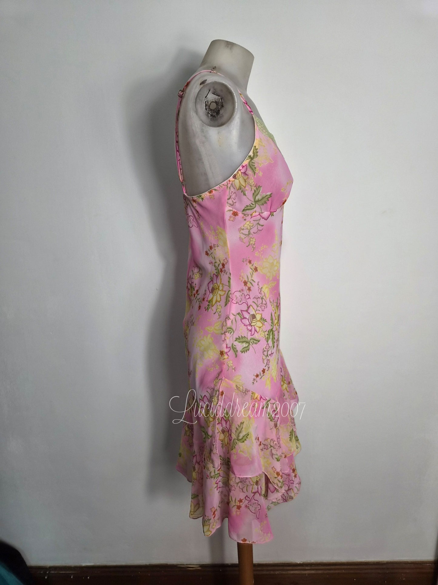Robe en voile fleurie