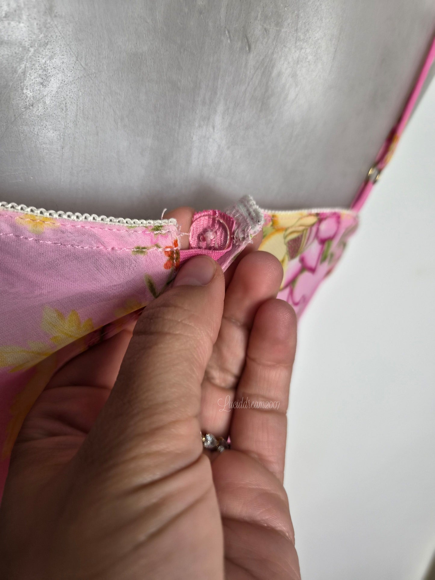 Robe en voile fleurie