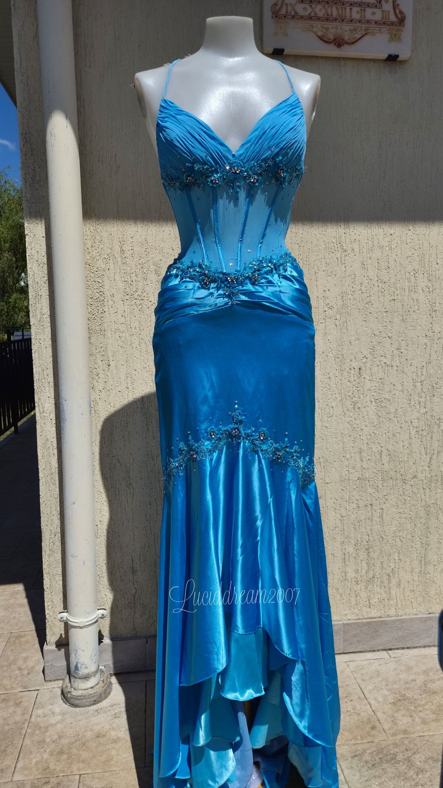 Robe de soirée bleue Alyce Designs
