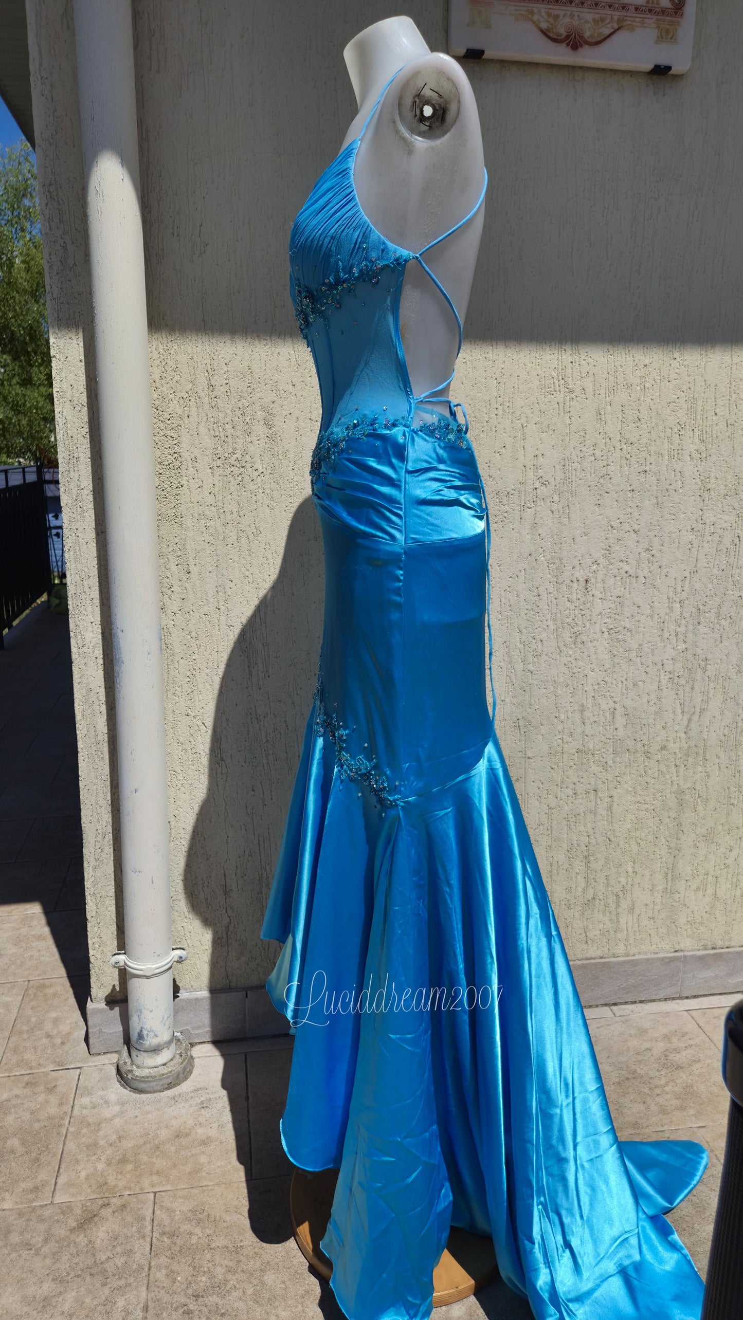 Robe de soirée bleue Alyce Designs