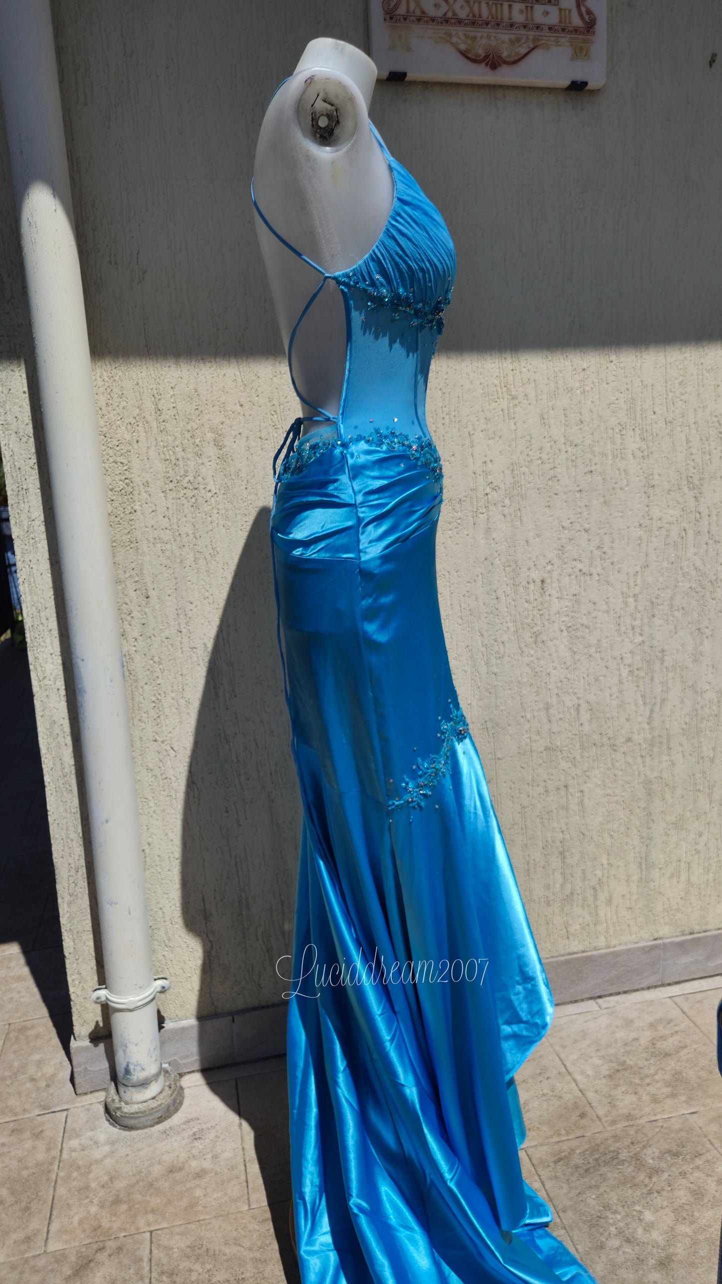 Robe de soirée bleue Alyce Designs