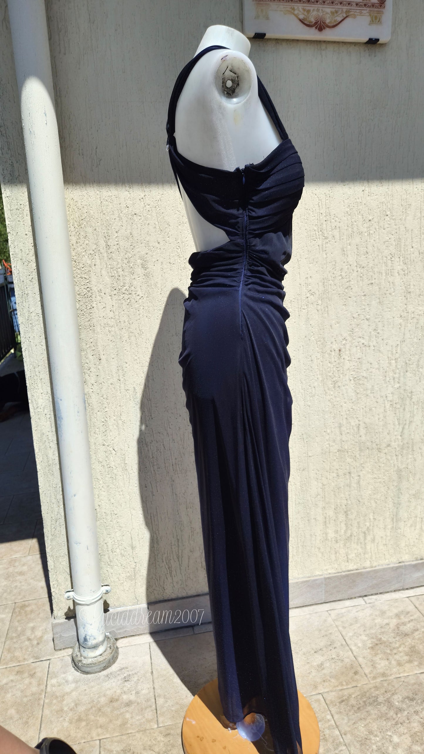 Robe bleue dégradée et brillante Betsy & Adam