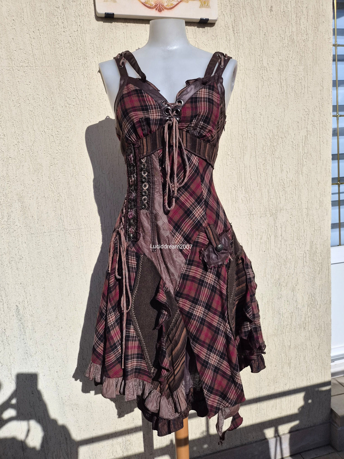 Robe destructurée tons marron