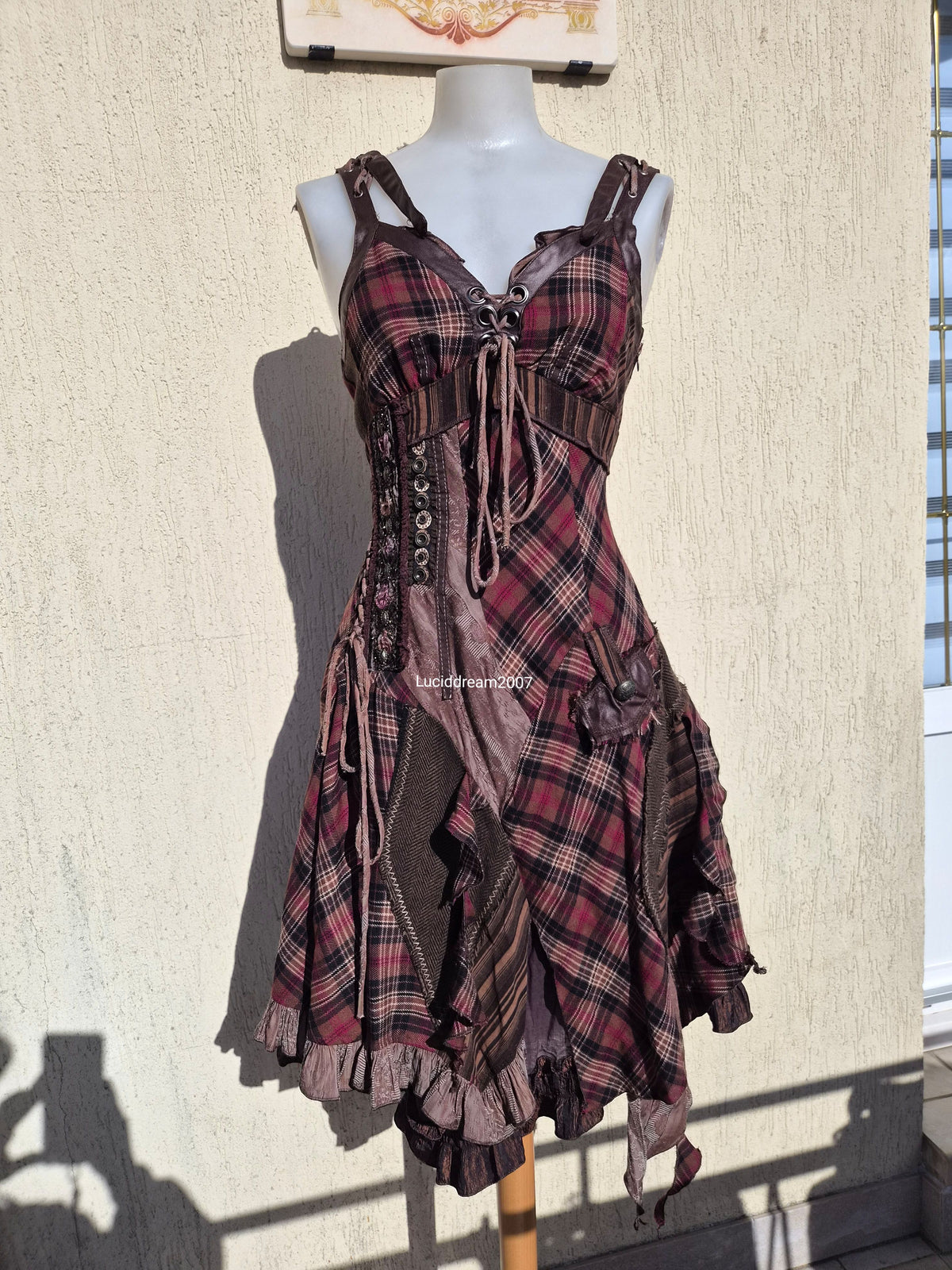 Robe destructurée tons marron