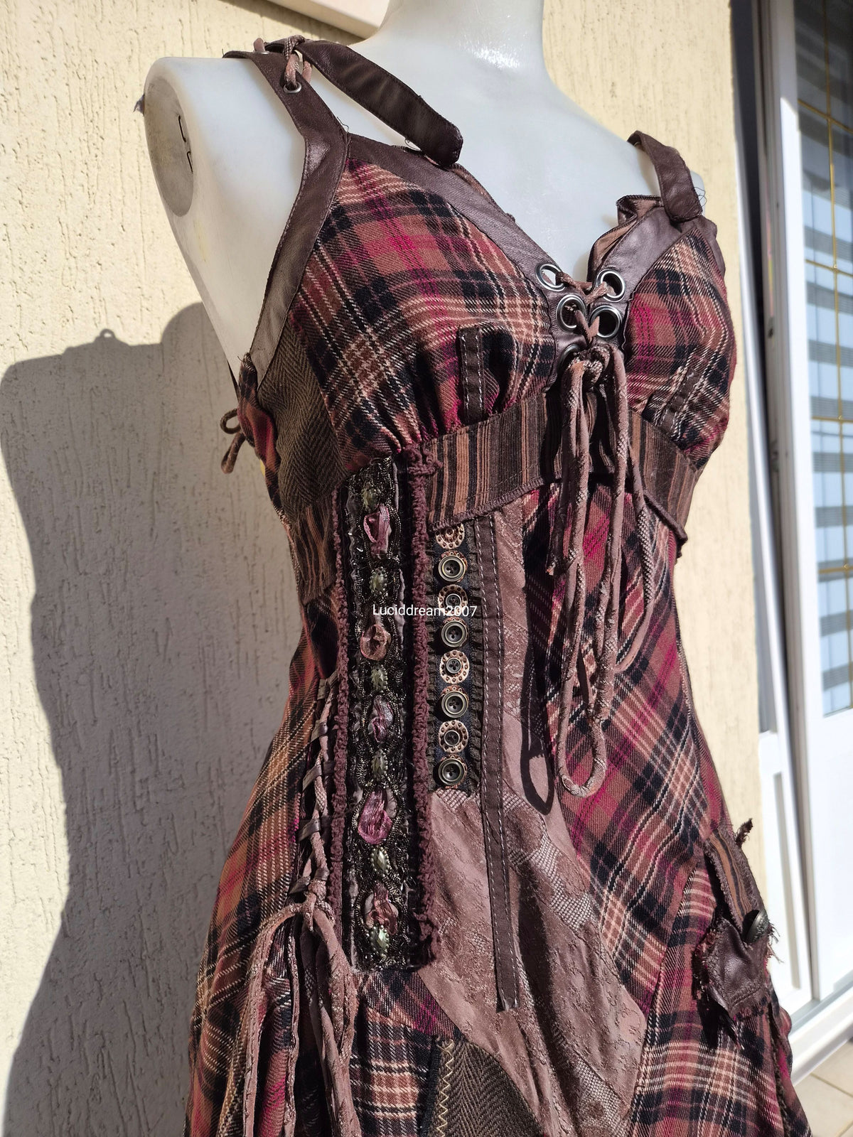Robe destructurée tons marron