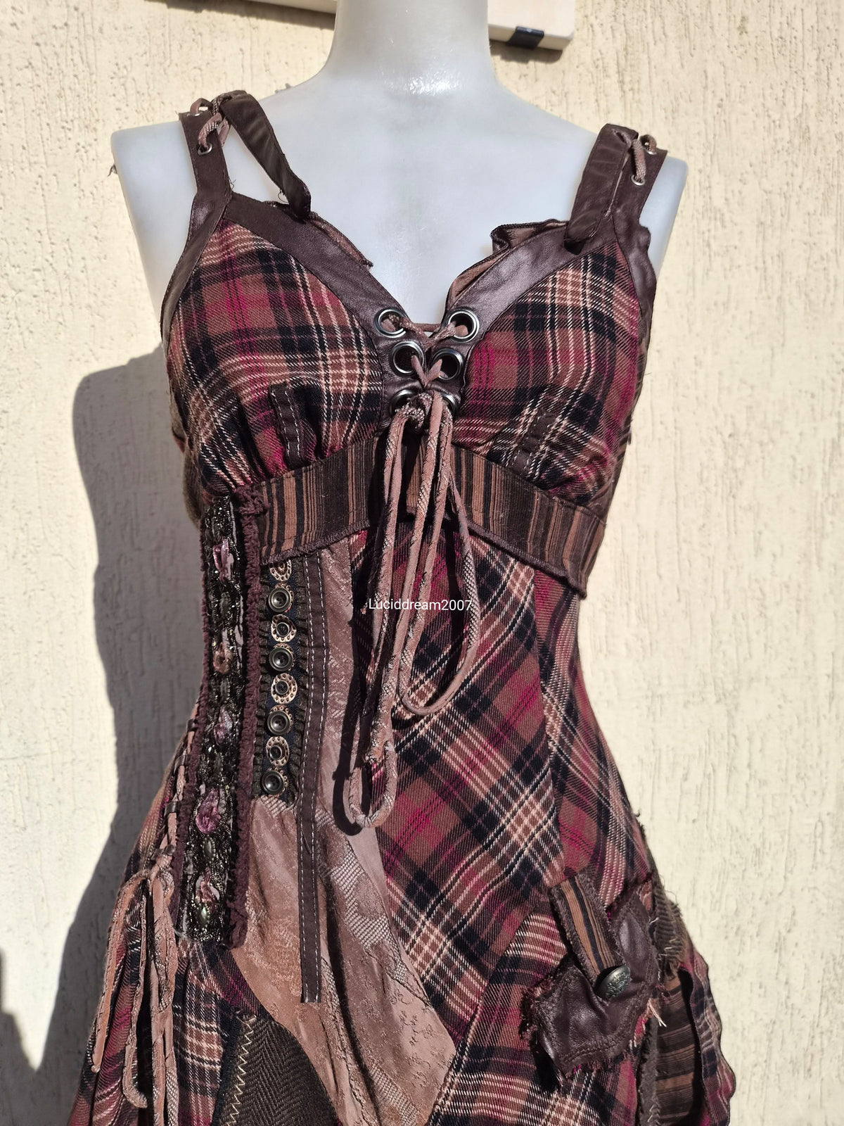 Robe destructurée tons marron