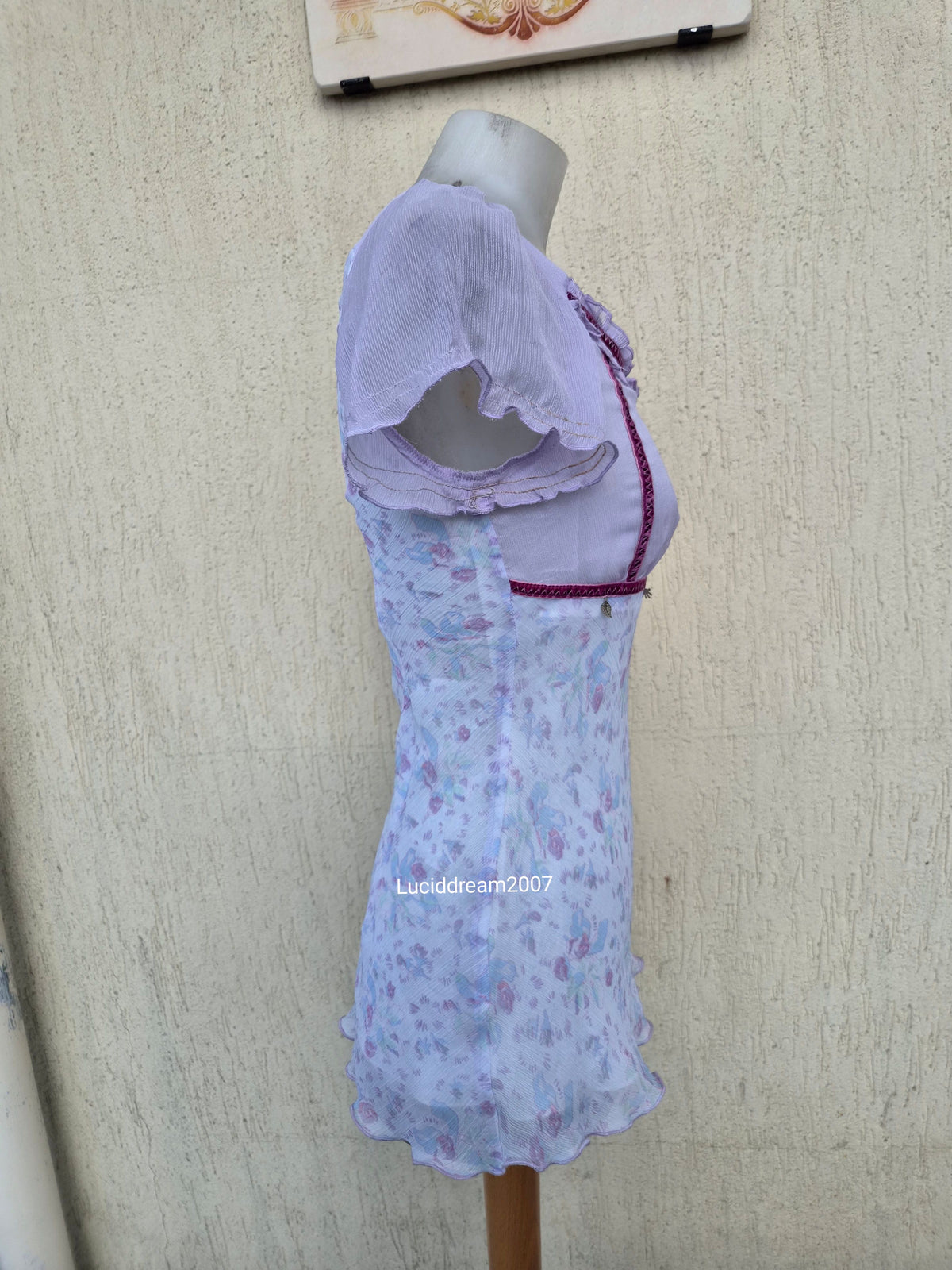Haut en voile floral
