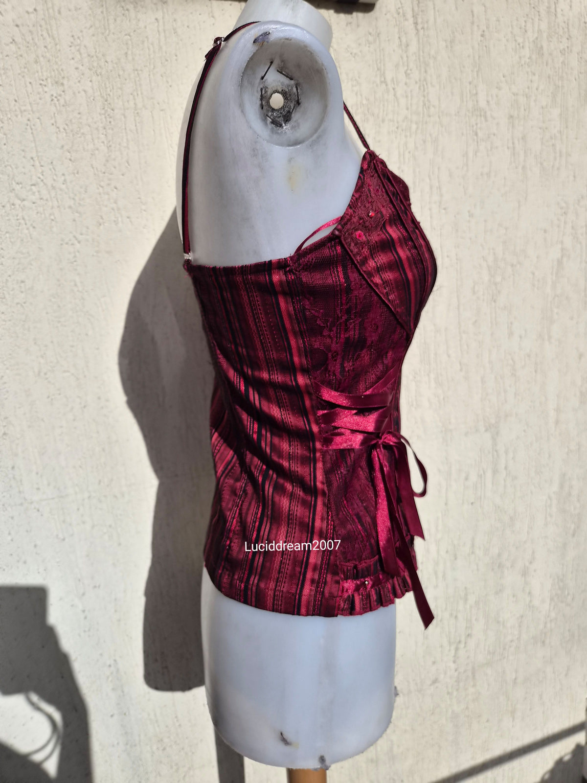 Haut esprit corset rouge