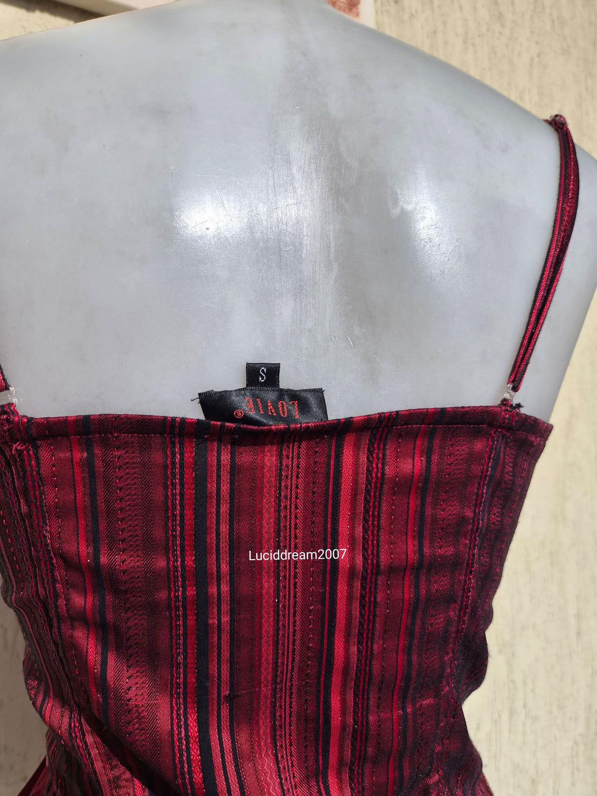 Haut esprit corset rouge