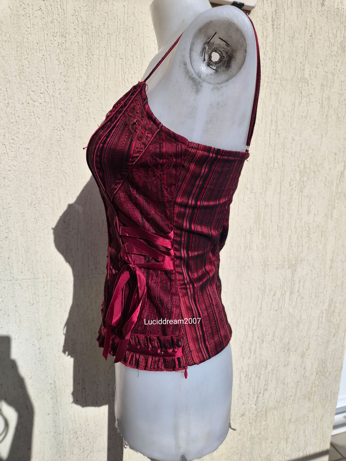 Haut esprit corset rouge