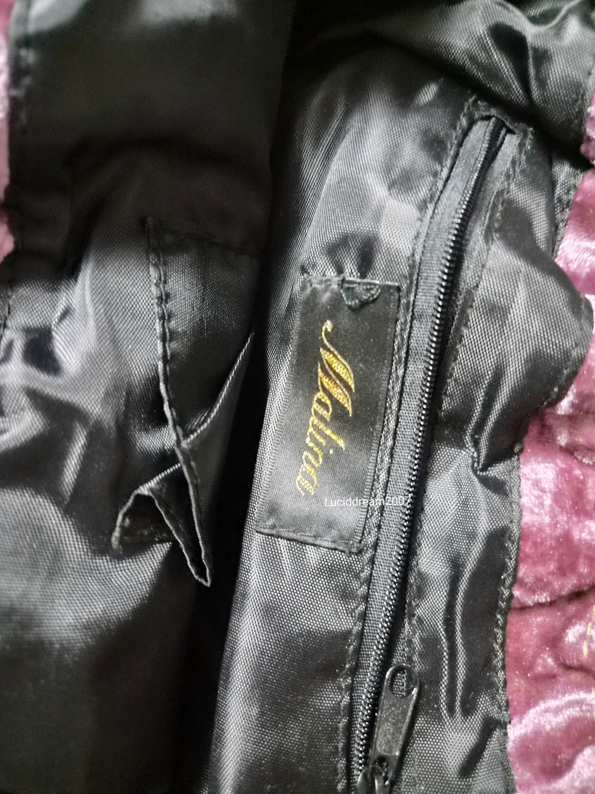 Sac brodé