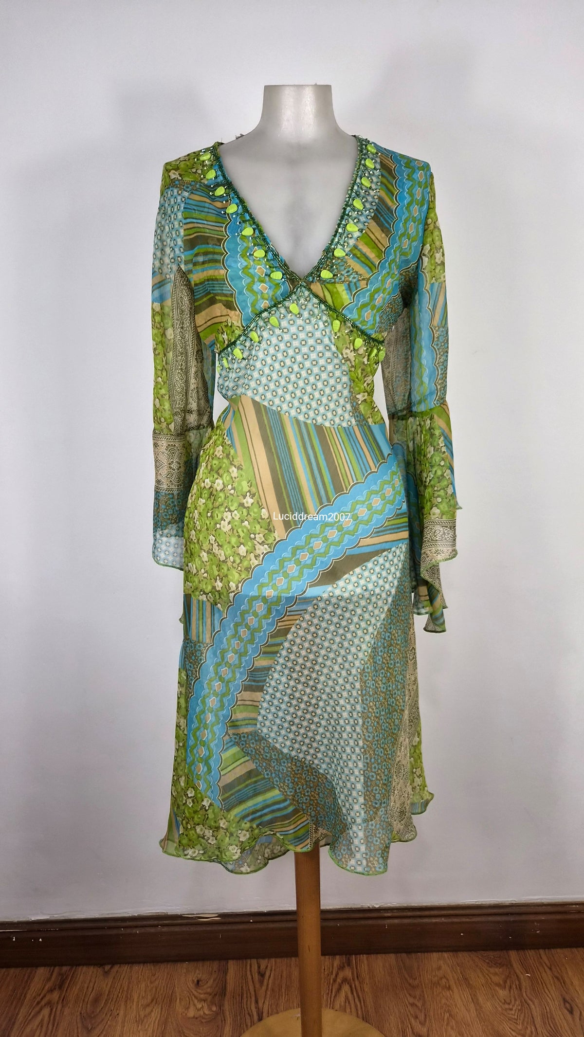 Robe de plage tons verts